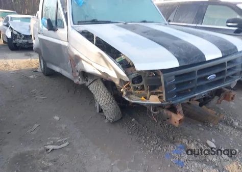 1993 Ford F150 из США, поврежденный, VIN 2FTEF14Y9PCB09487